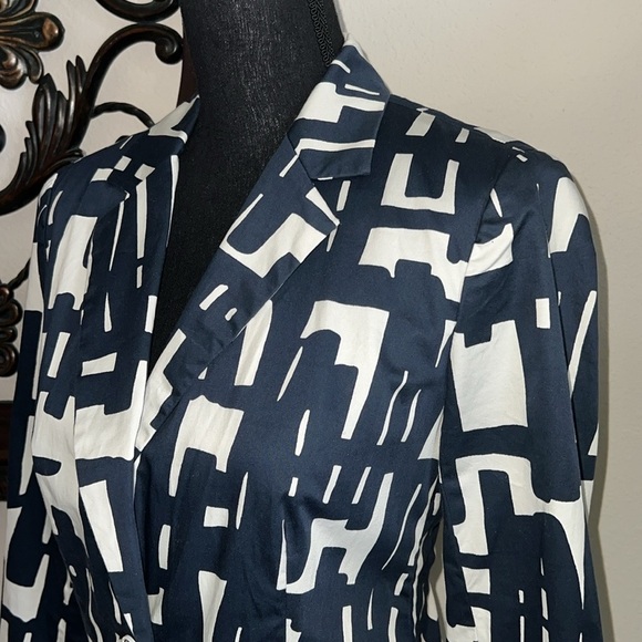 Paperwhite by Anthropologie Woman’s Blue White Geometric Single Breast Blazer 8 - Picture 2 of 13